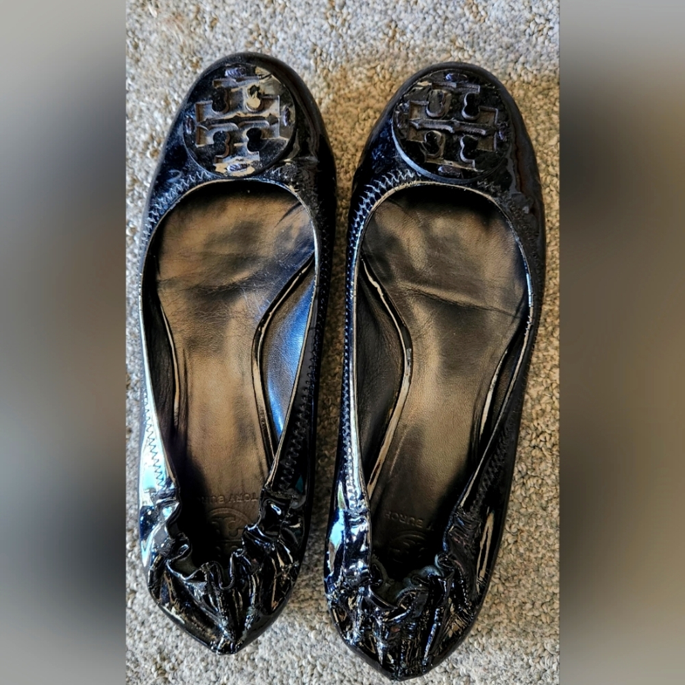 Tory Burch Black Patent Leather Flats 8.5